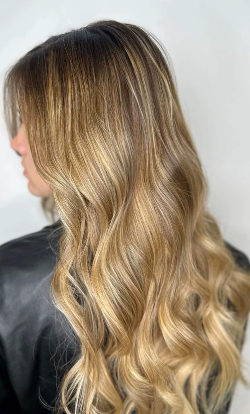 Degradé Joelle Look 2: colorazione brillante